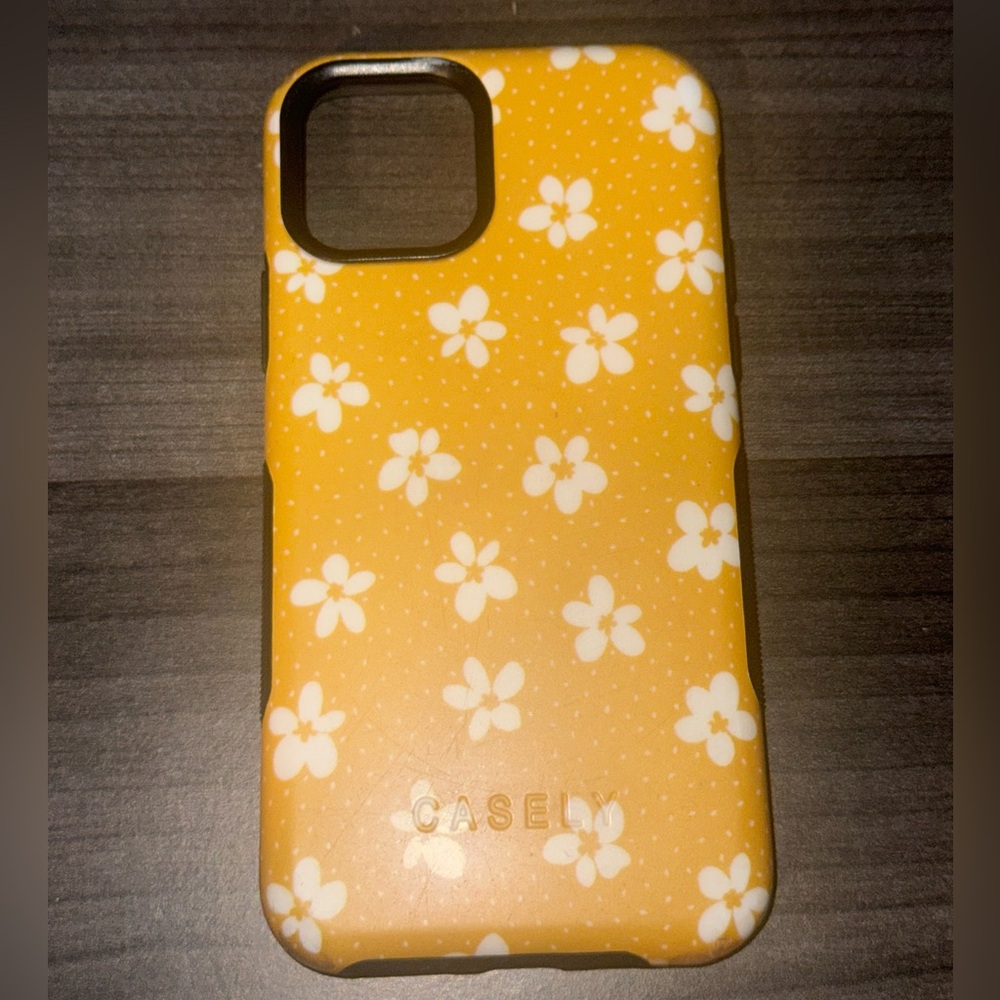 Casely - Yellow Floral Phone Case